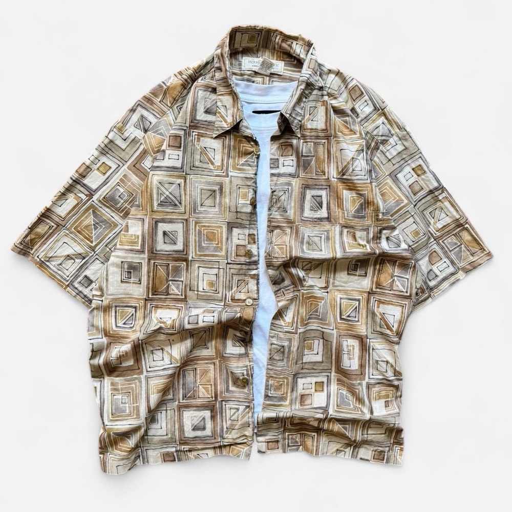 Island Republic Geometric Patterned Short Sleeve Button Up Shirt